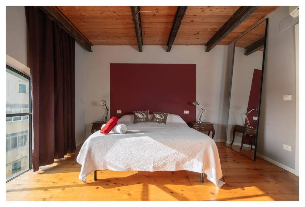 Loft Cianosi - Appartamento Nel Cuore Di リヴォルノ エクステリア 写真