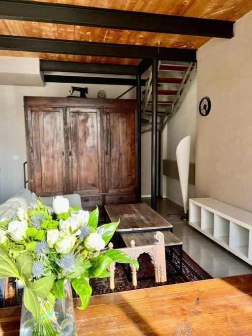 Loft Cianosi - Appartamento Nel Cuore Di リヴォルノ エクステリア 写真